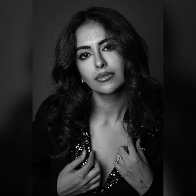 Avika Gor Looking Gorgeous In Black